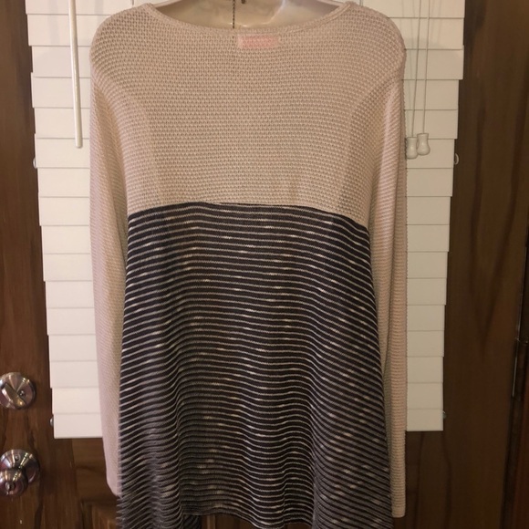 Blush sweater - Picture 4 of 6